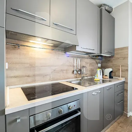 Homiday- Free Parking - Design Flat - Ospedale Cisanello