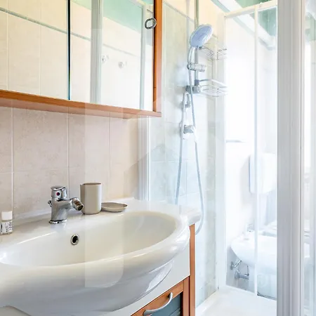 Lejlighed Homiday- Free Parking - Design Flat - Ospedale Cisanello Pisa