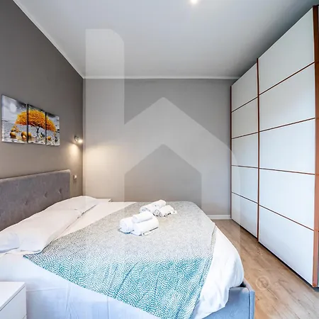 Homiday- Free Parking - Design Flat - Ospedale Cisanello Apartament